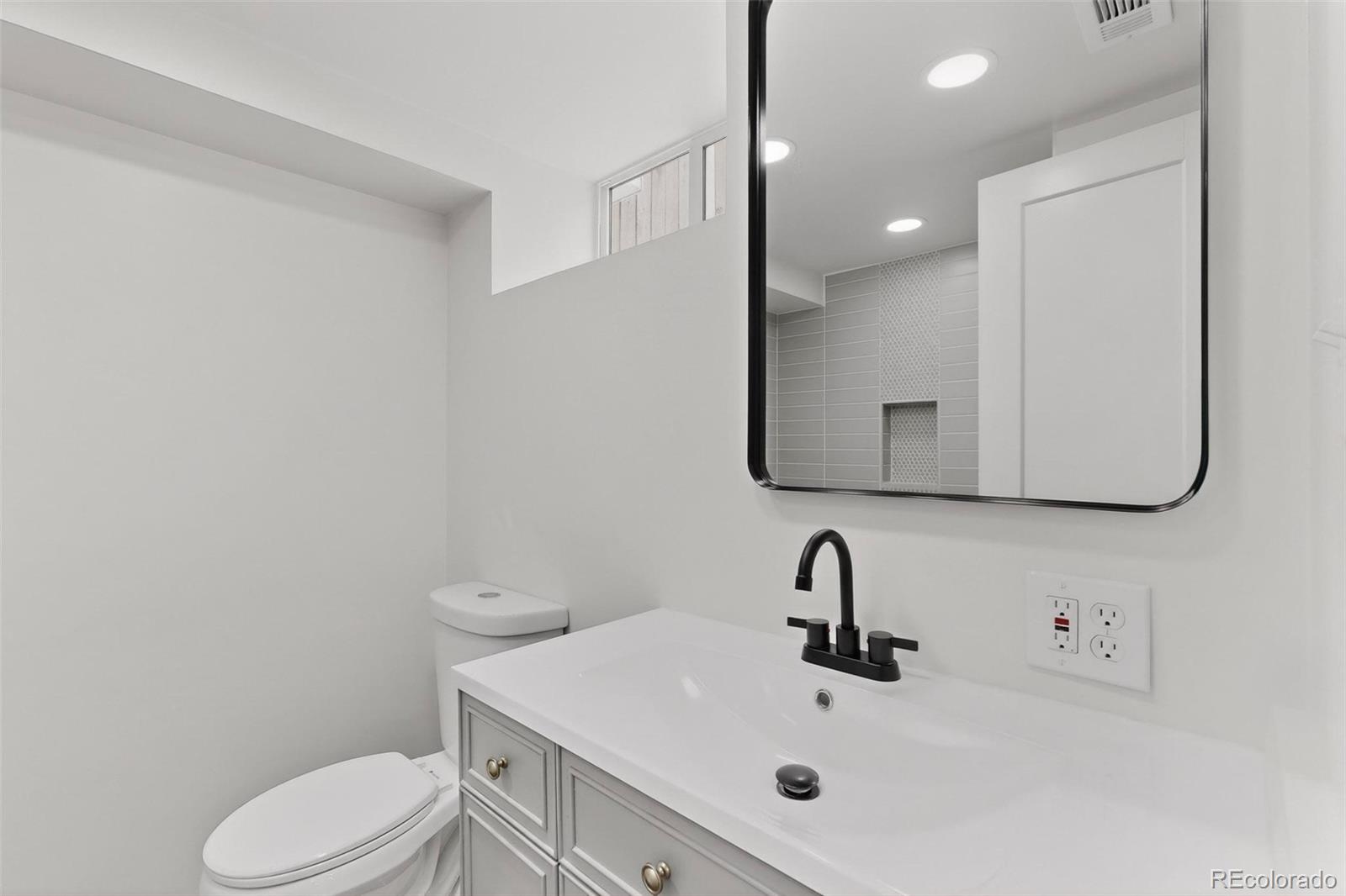 MLS Image #27 for 5050 w 33rd avenue ,denver, Colorado