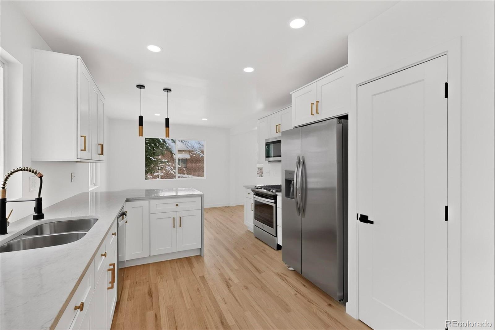 MLS Image #3 for 5050 w 33rd avenue ,denver, Colorado