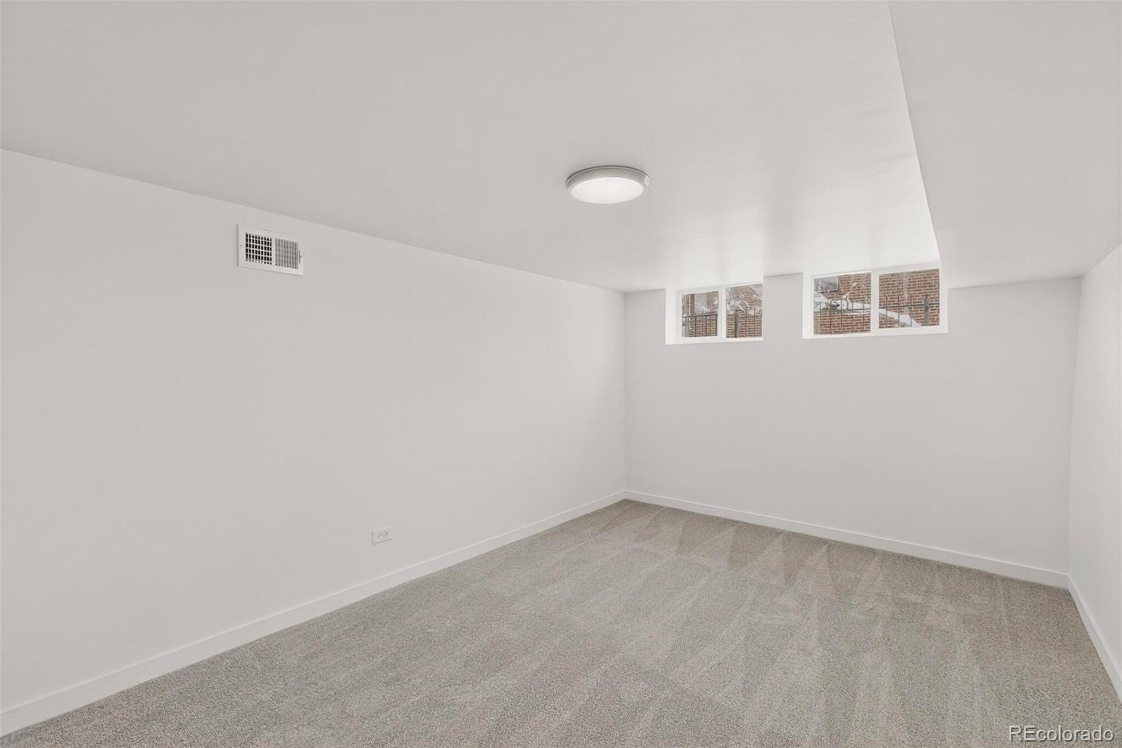 MLS Image #4 for 5050 w 33rd avenue ,denver, Colorado