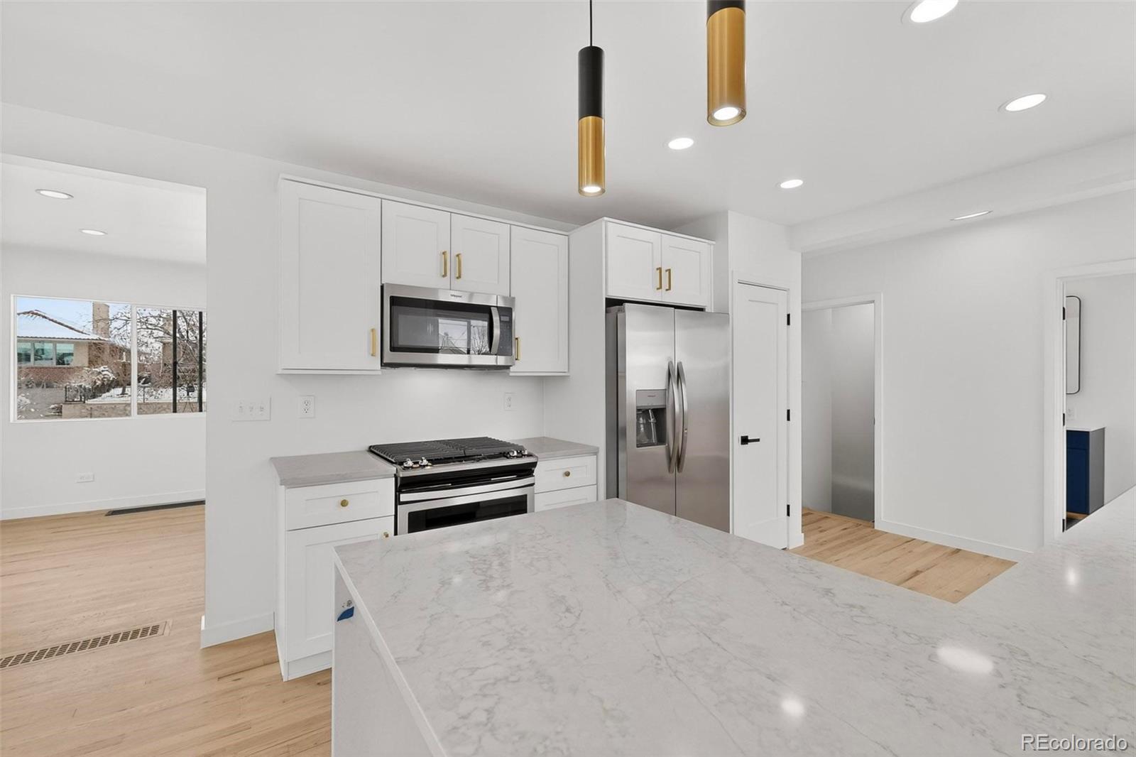 MLS Image #7 for 5050 w 33rd avenue ,denver, Colorado