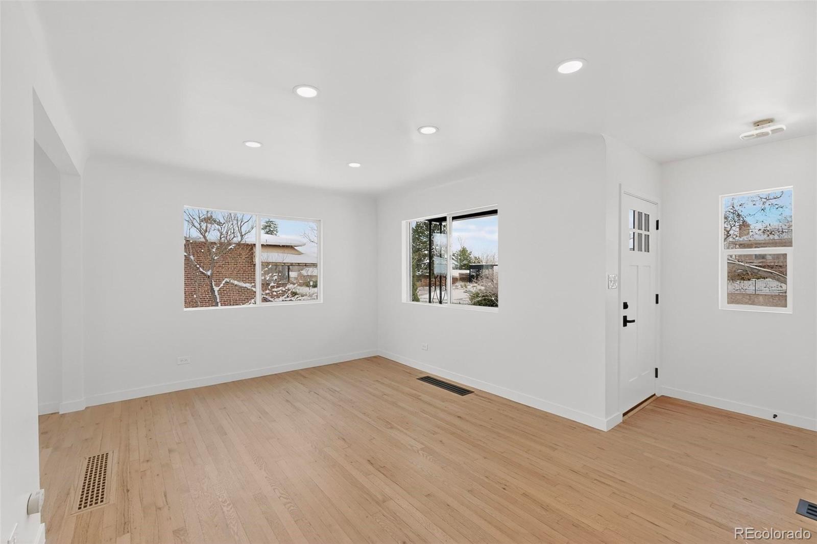 MLS Image #9 for 5050 w 33rd avenue ,denver, Colorado