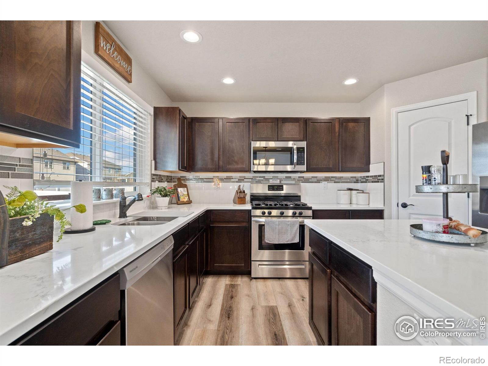 MLS Image #15 for 902  maplebrook drive,windsor, Colorado