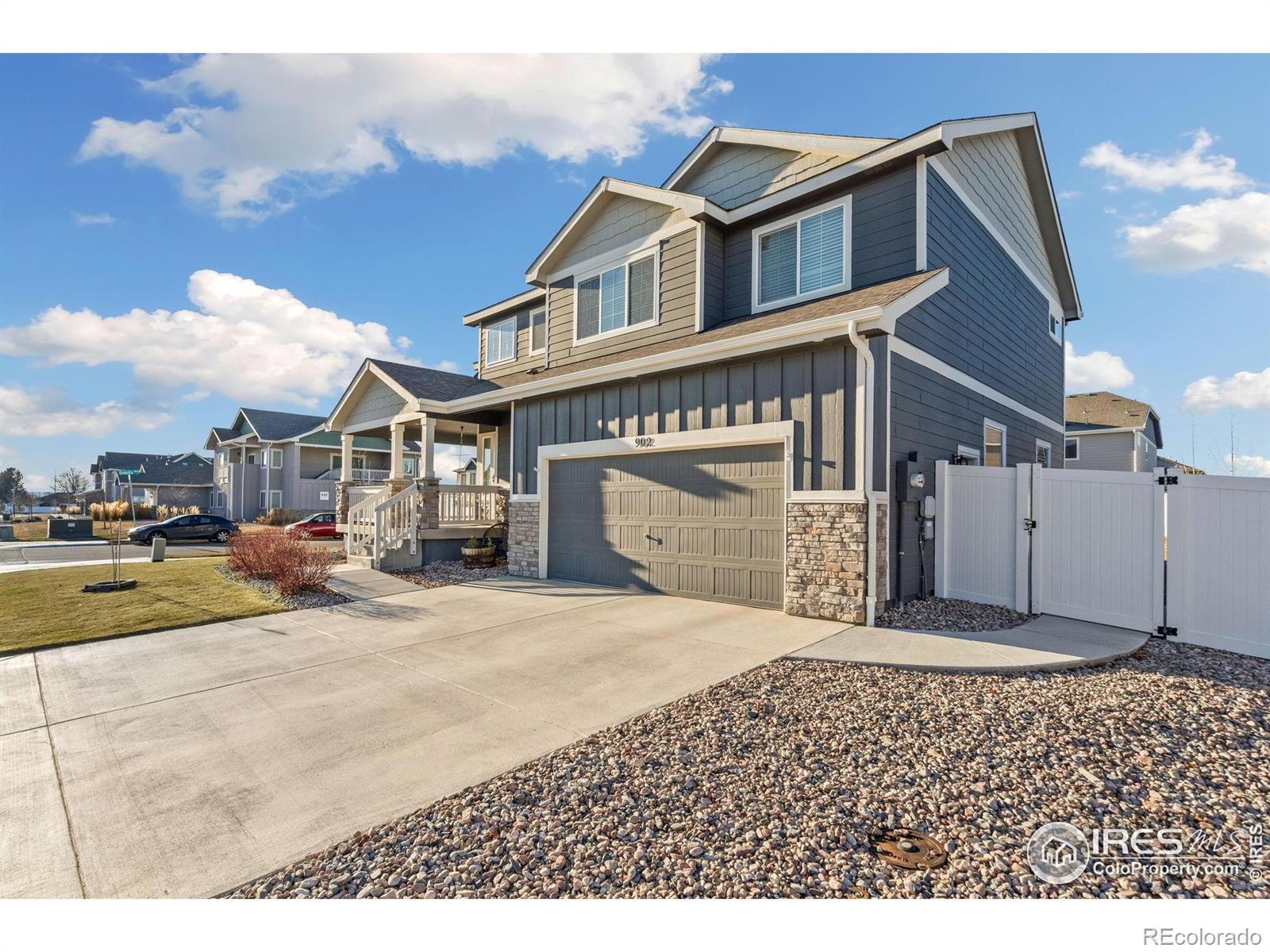 MLS Image #3 for 902  maplebrook drive,windsor, Colorado