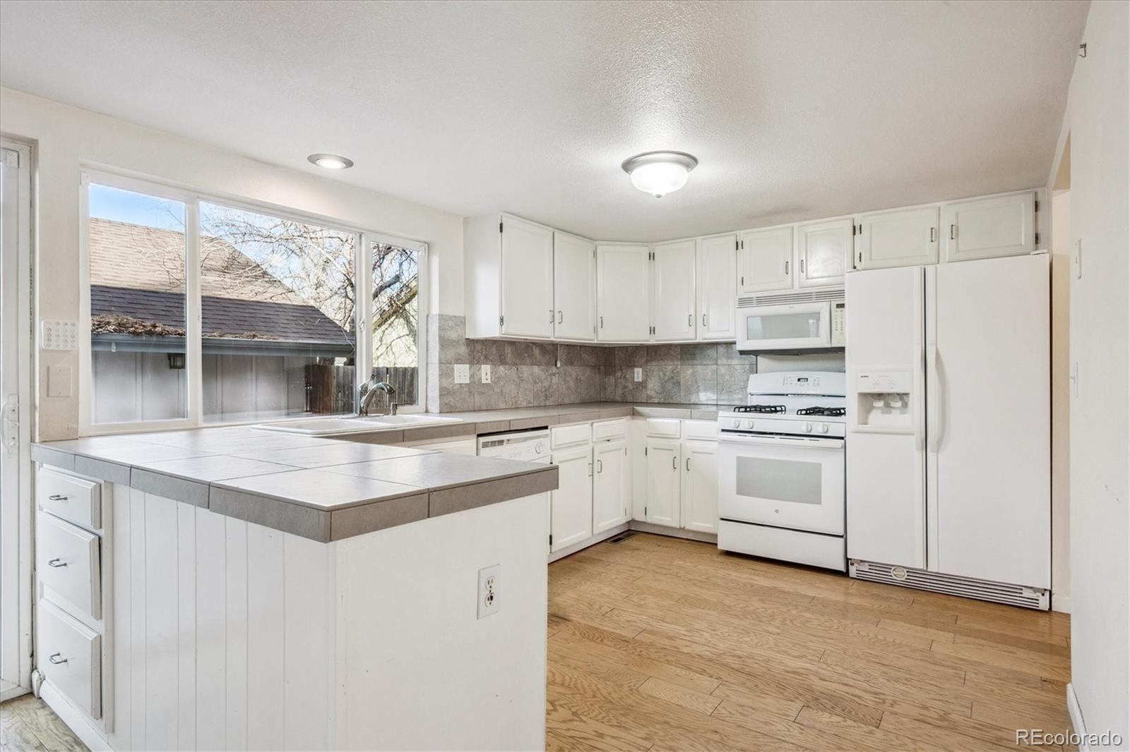 MLS Image #11 for 7711 e jamison drive,centennial, Colorado