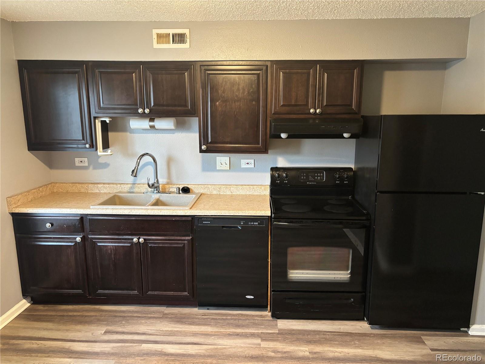 MLS Image #6 for 9340 e girard avenue 3,denver, Colorado