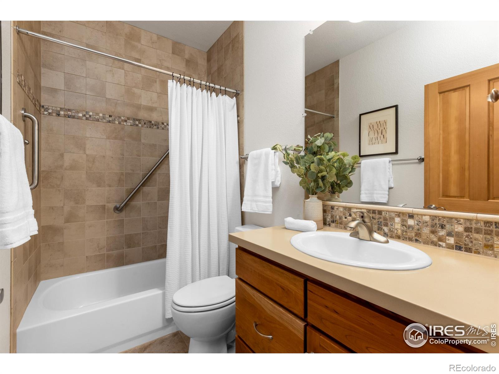 MLS Image #20 for 417  raymond court,lyons, Colorado