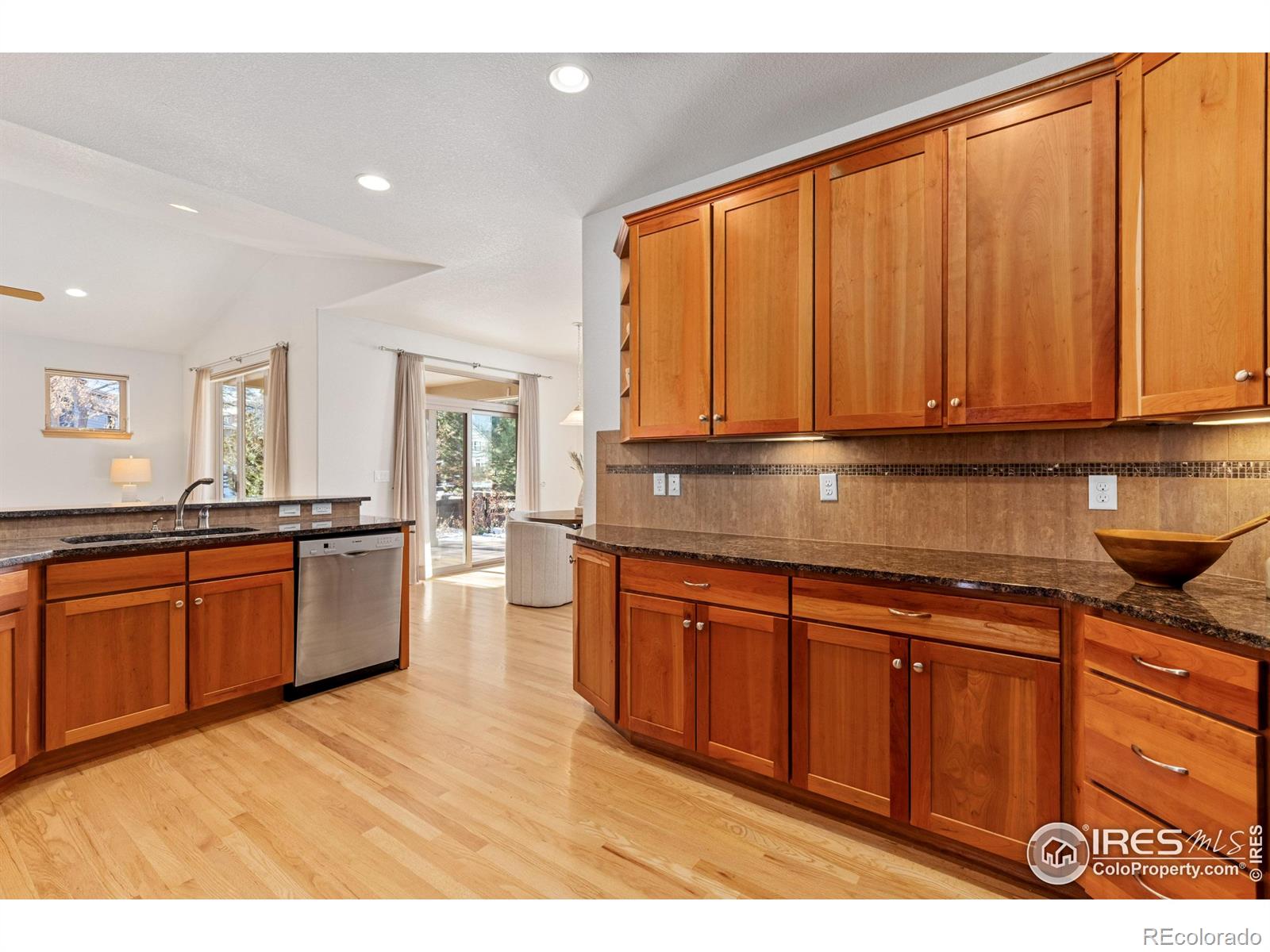MLS Image #6 for 417  raymond court,lyons, Colorado