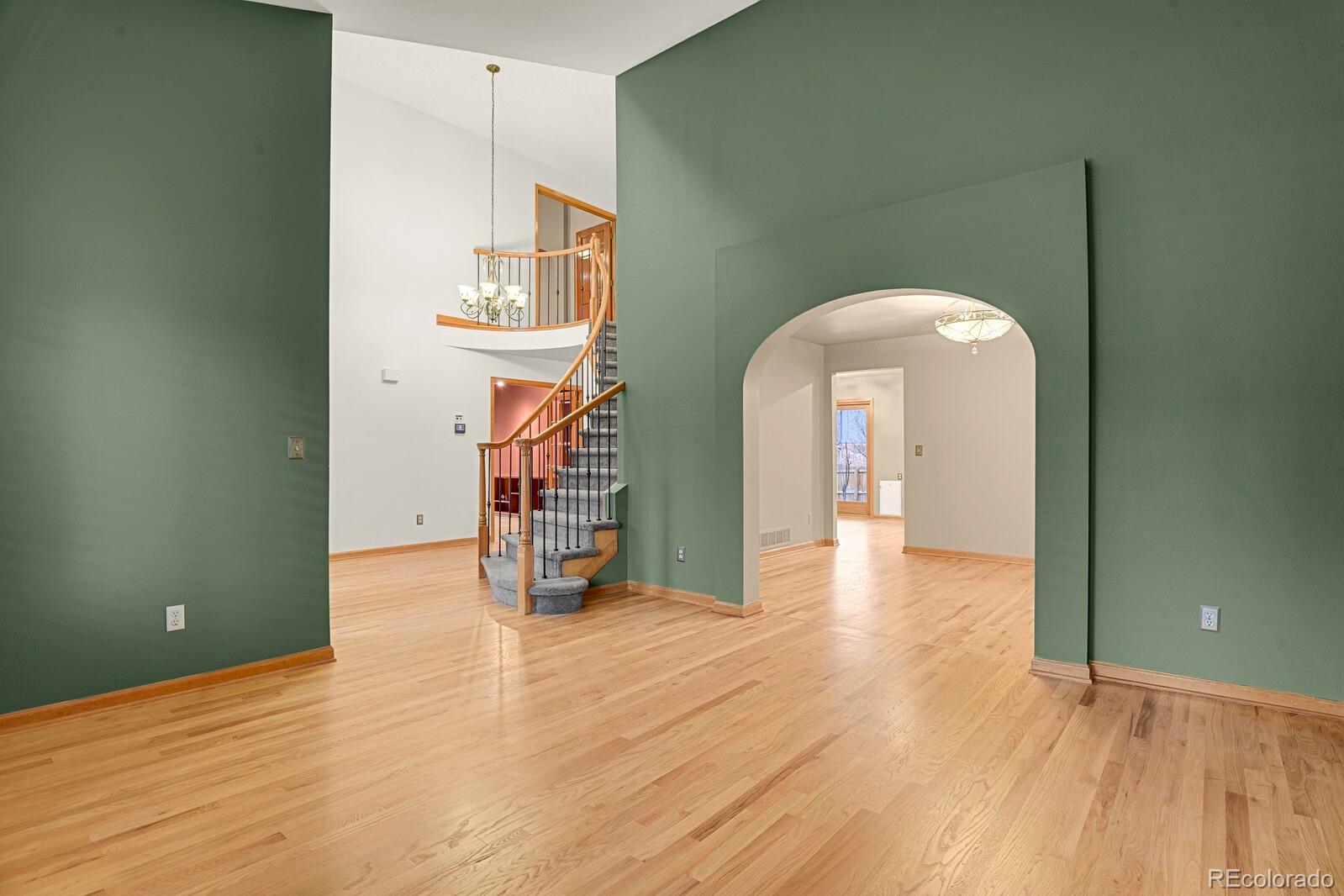 MLS Image #4 for 7772 s louthan street,littleton, Colorado