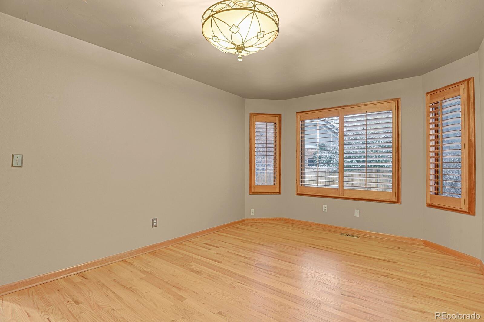 MLS Image #7 for 7772 s louthan street,littleton, Colorado