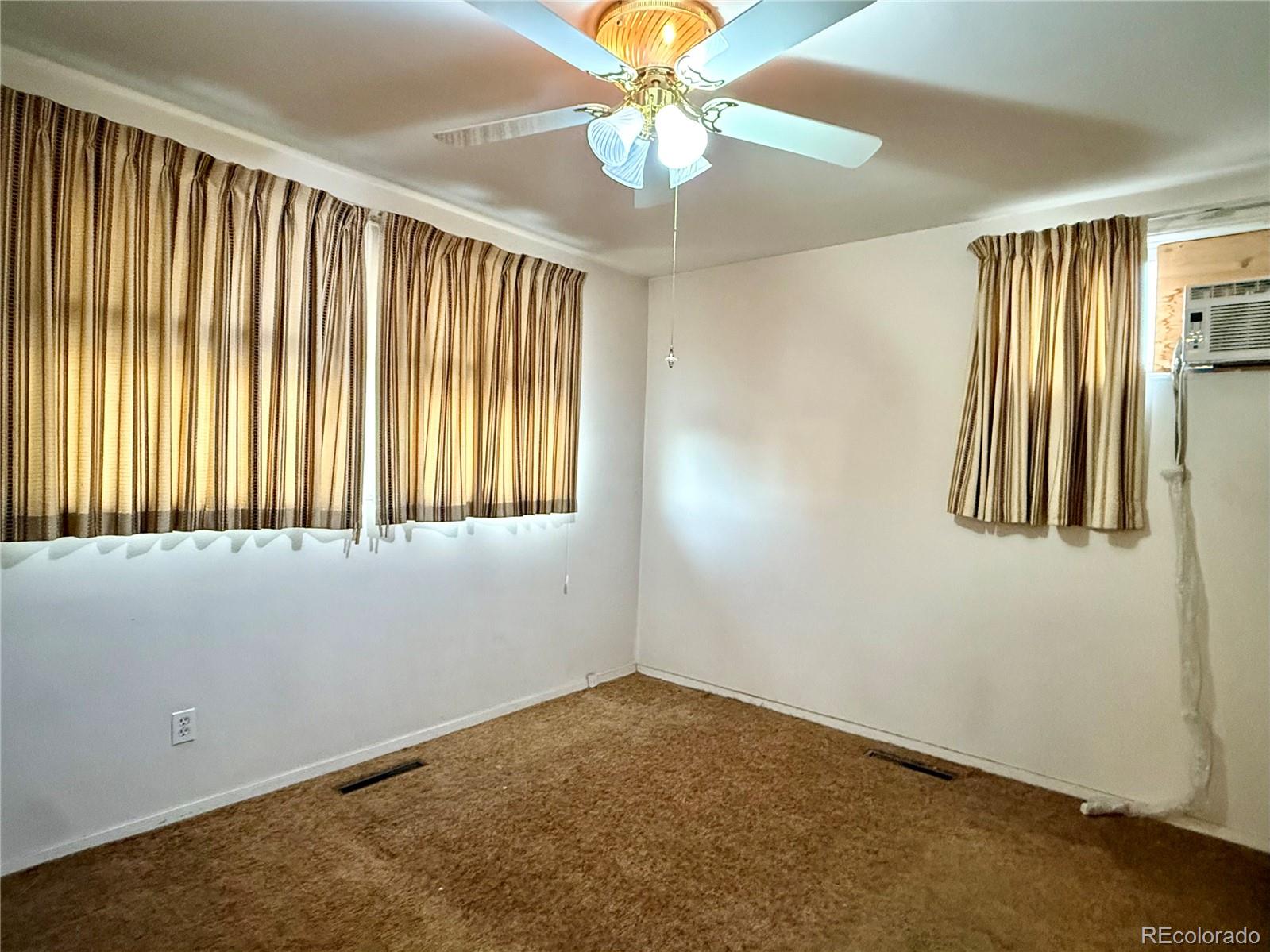 MLS Image #6 for 300  campo street,denver, Colorado