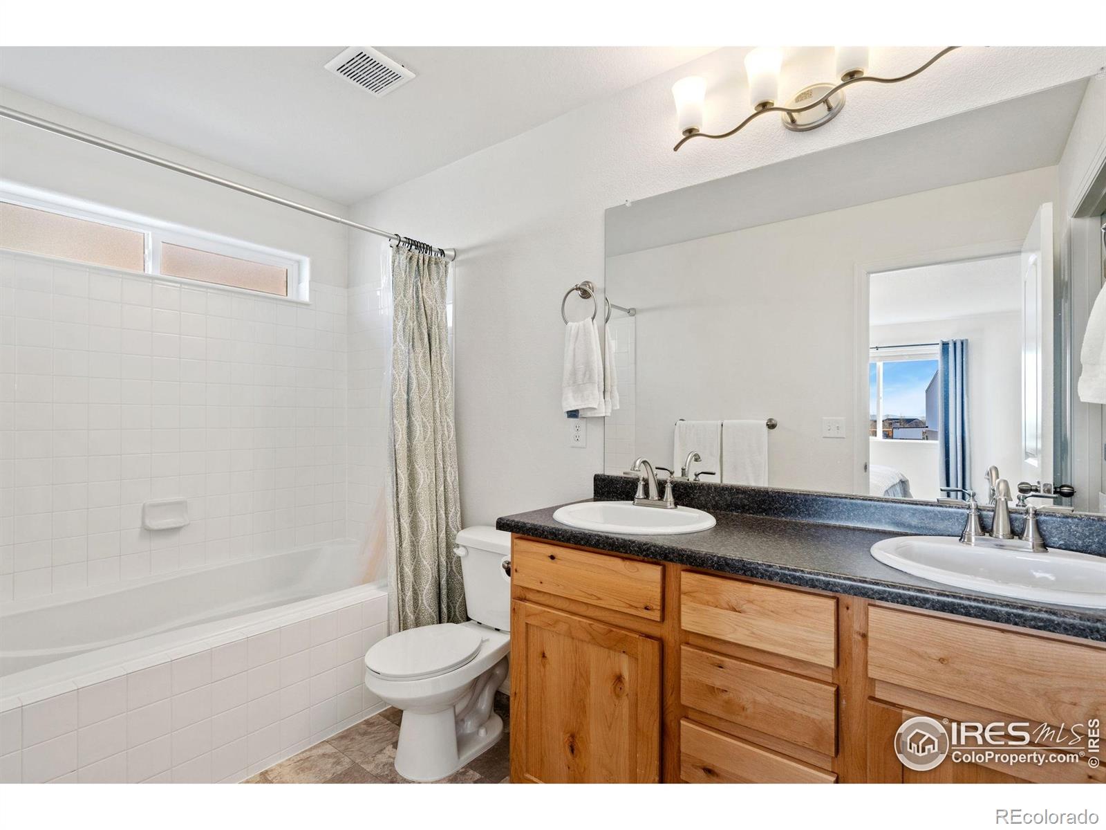 MLS Image #8 for 2004  thundercloud drive,windsor, Colorado