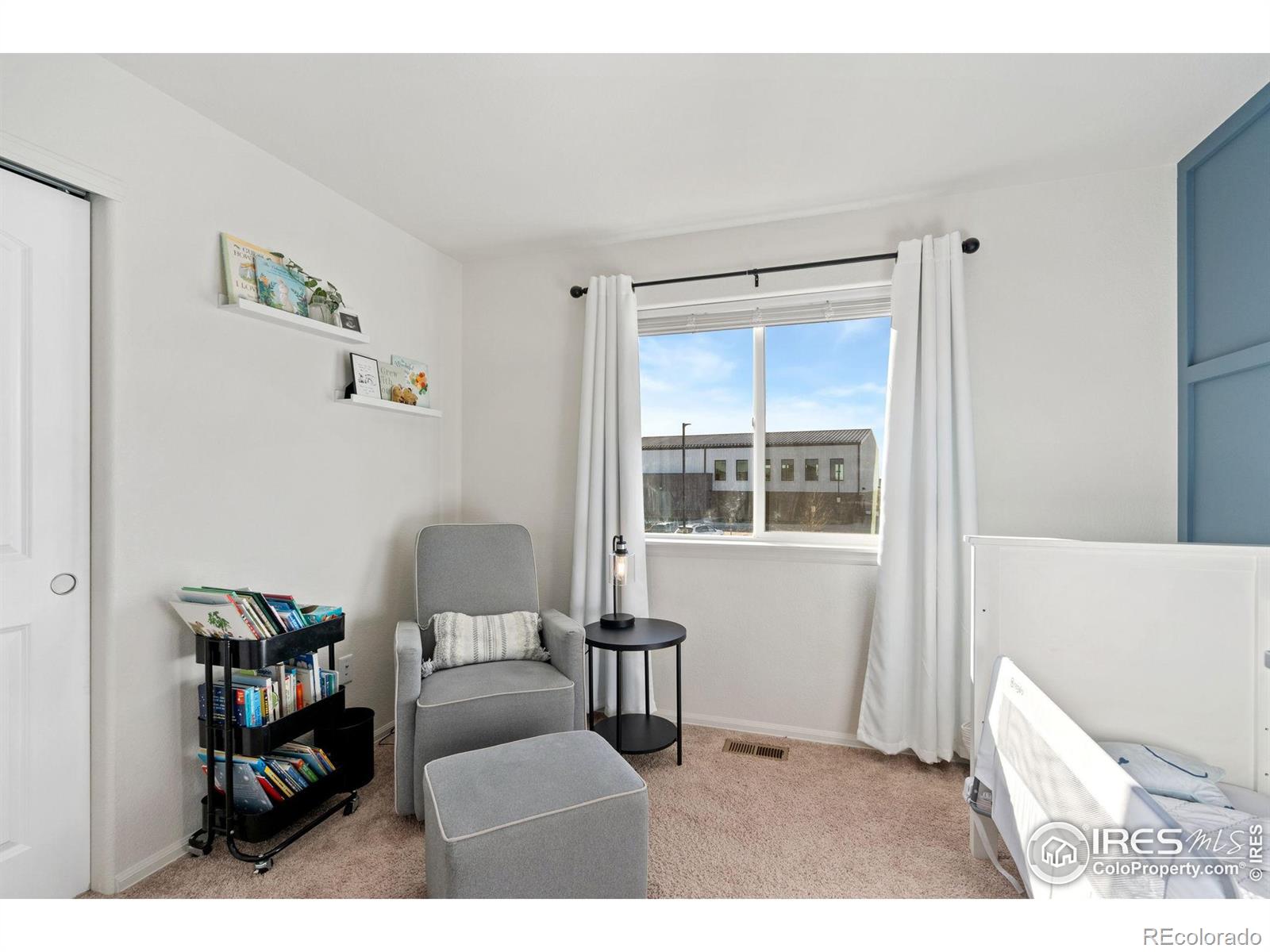 MLS Image #9 for 2004  thundercloud drive,windsor, Colorado