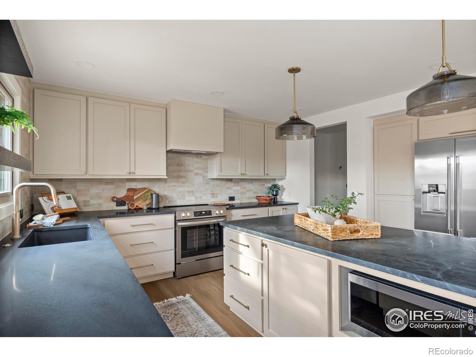 MLS Image #4 for 1125  oakmont court,fort collins, Colorado