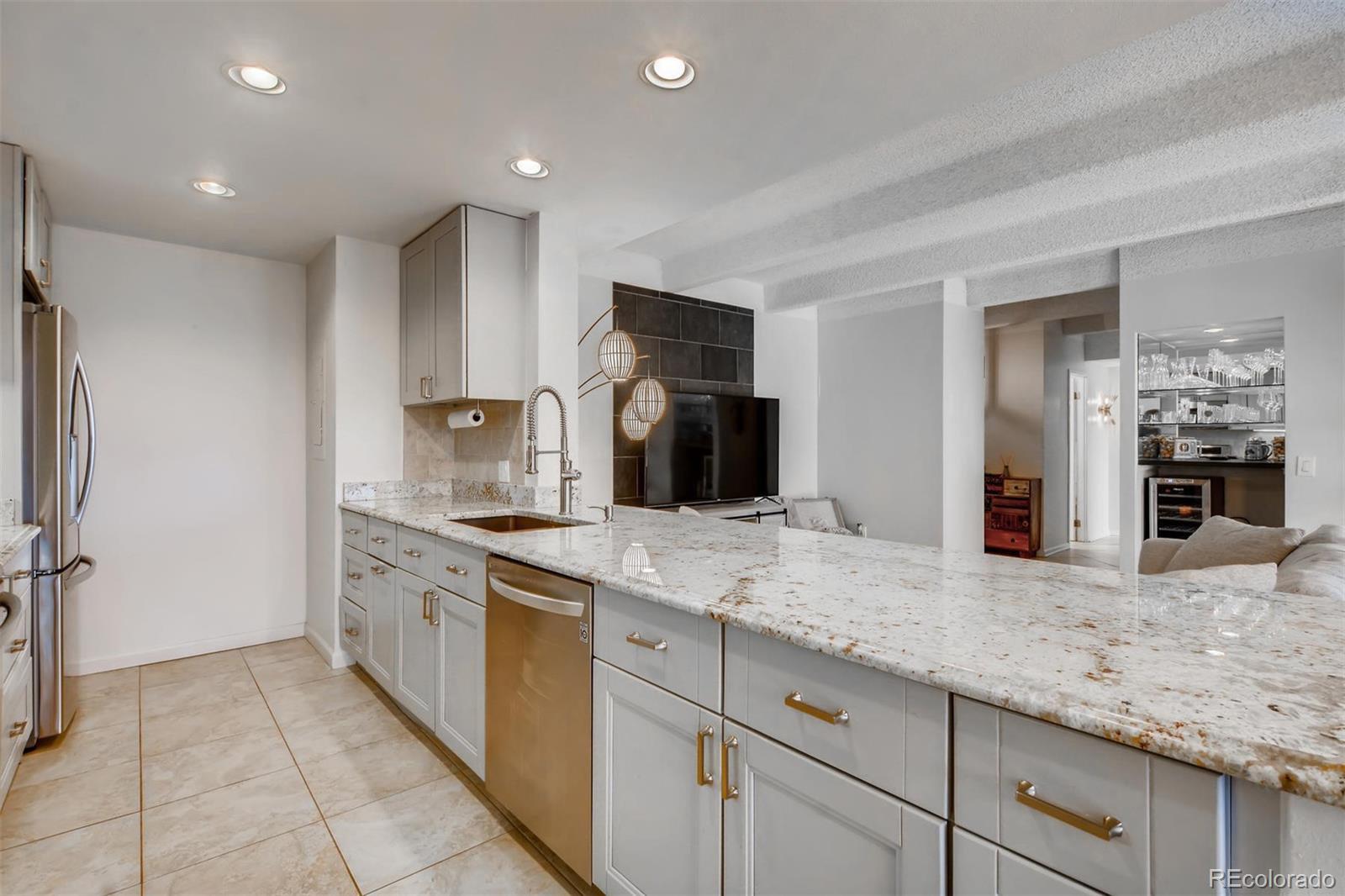 MLS Image #9 for 7865 e mississippi avenue 1403,denver, Colorado