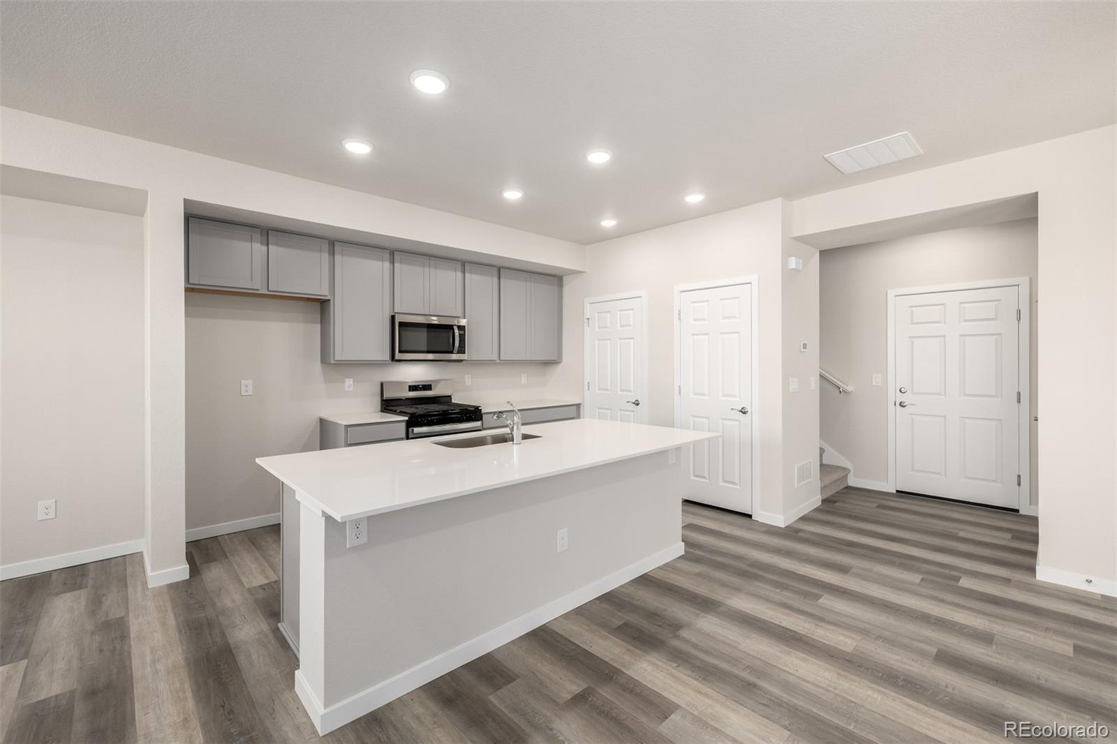 MLS Image #11 for 2869 e 103rd drive ,thornton, Colorado