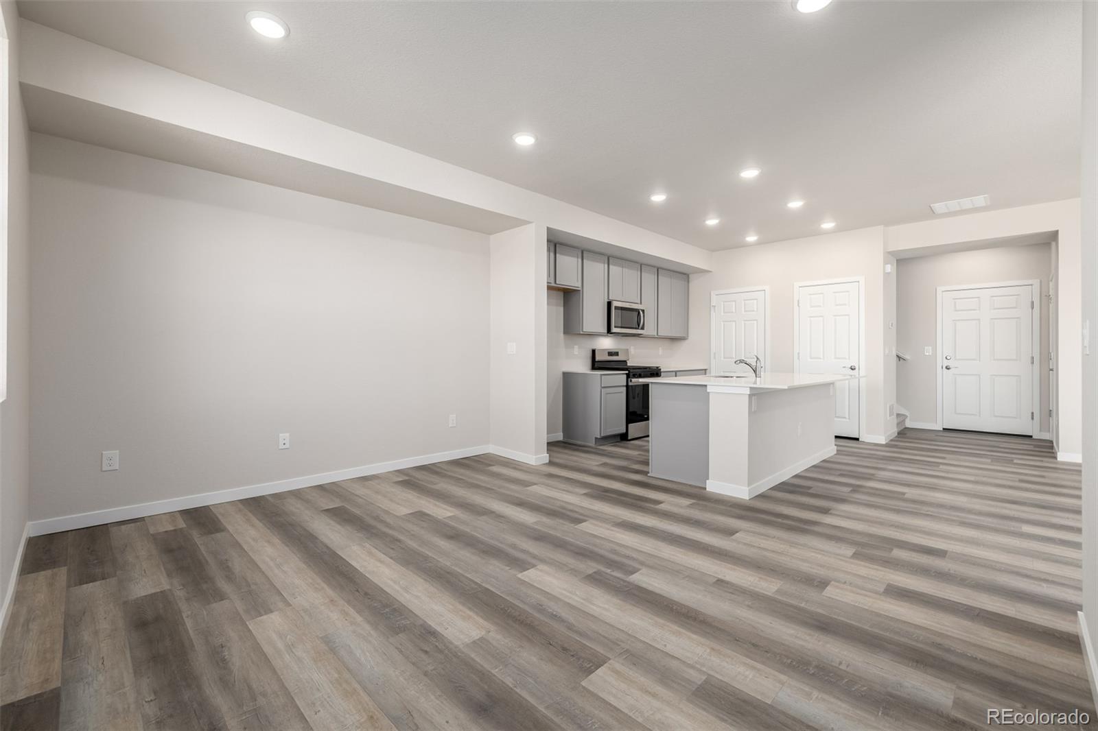 MLS Image #7 for 2869 e 103rd drive ,thornton, Colorado