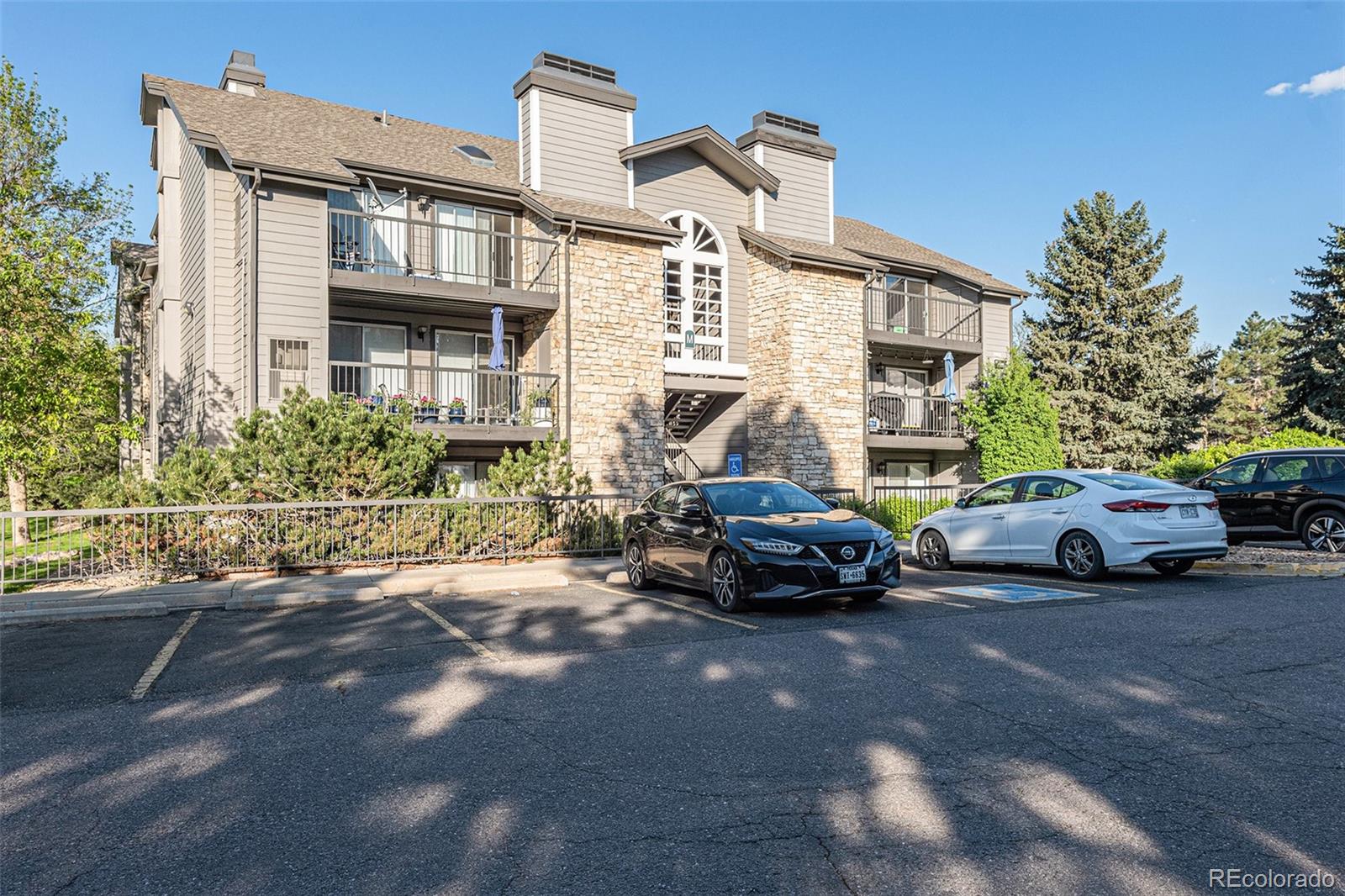 MLS Image #0 for 2575 s syracuse way m307,denver, Colorado