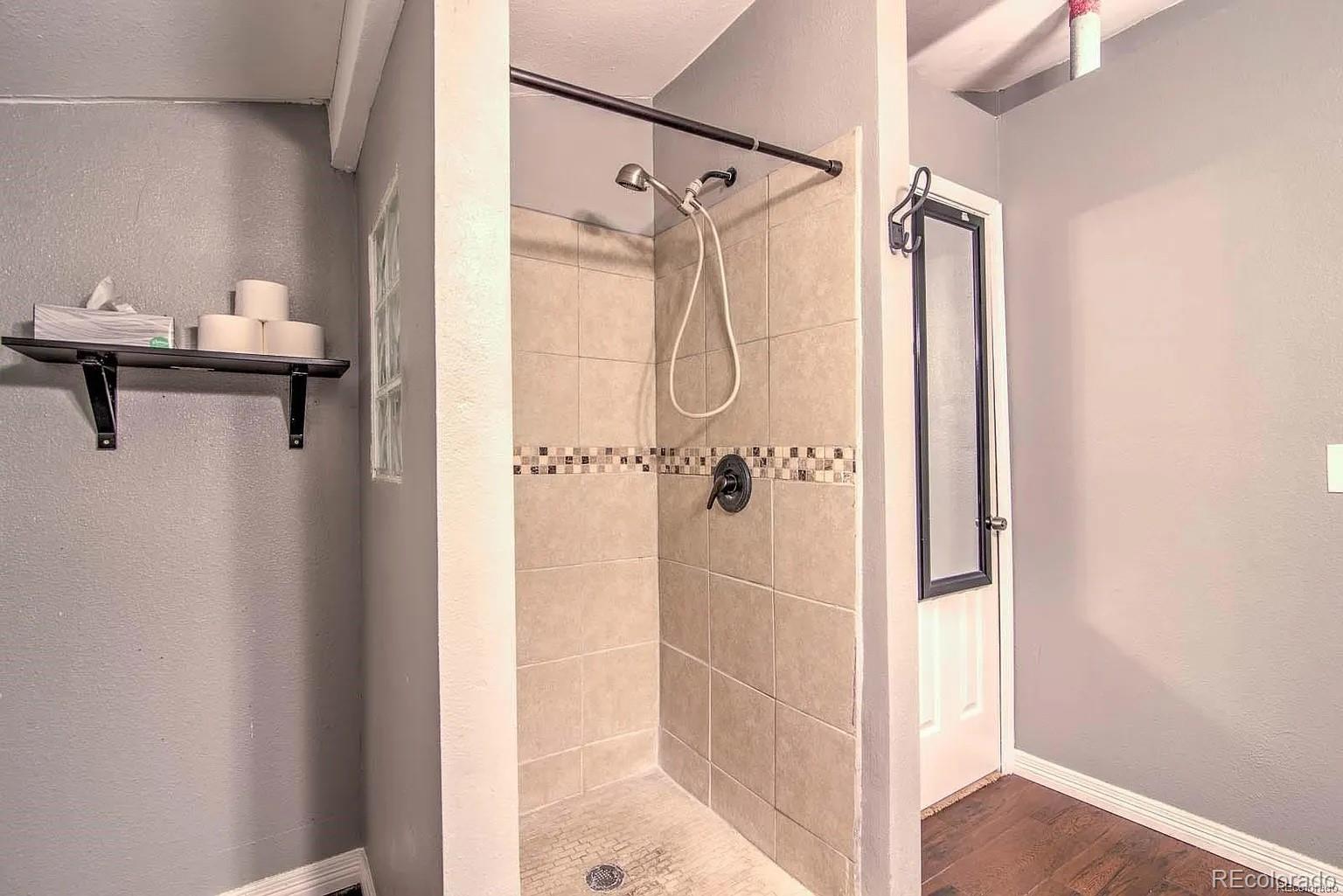 MLS Image #22 for 2575 s syracuse way m307,denver, Colorado