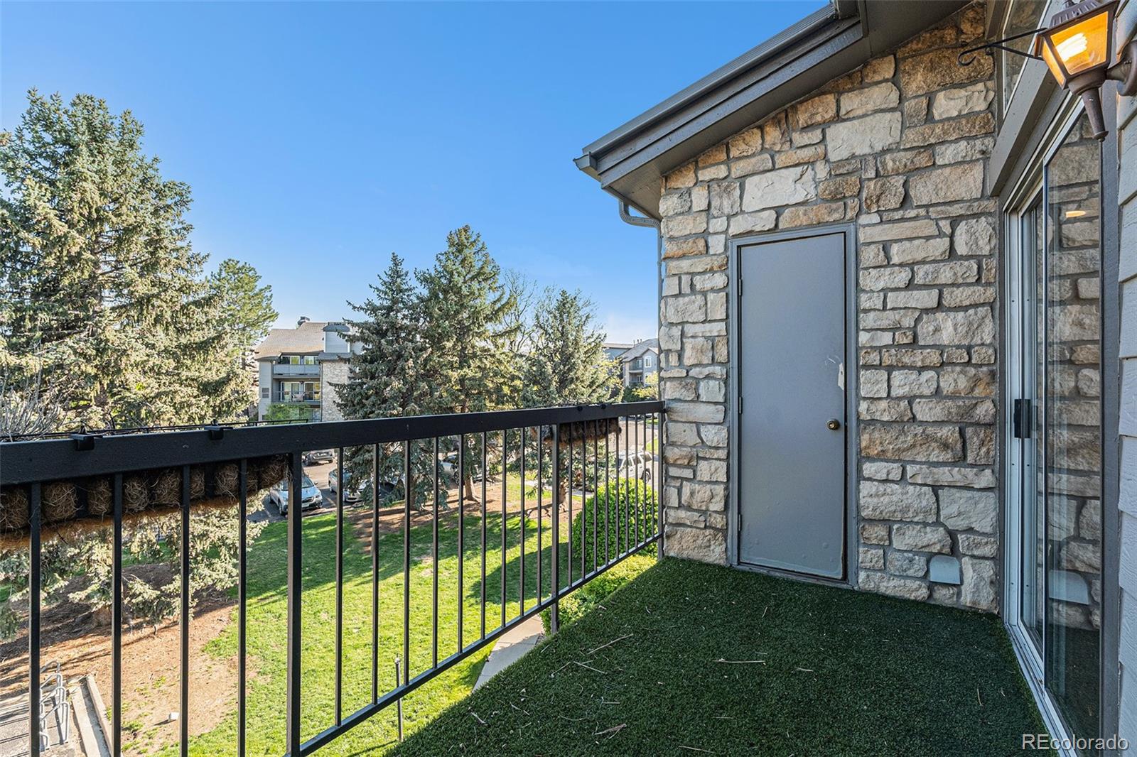 MLS Image #25 for 2575 s syracuse way m307,denver, Colorado