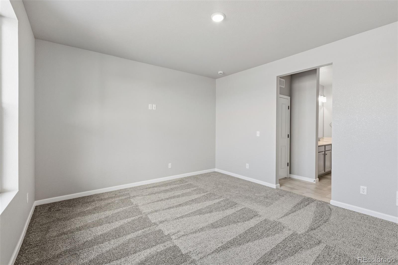 MLS Image #11 for 6801  utica circle,firestone, Colorado
