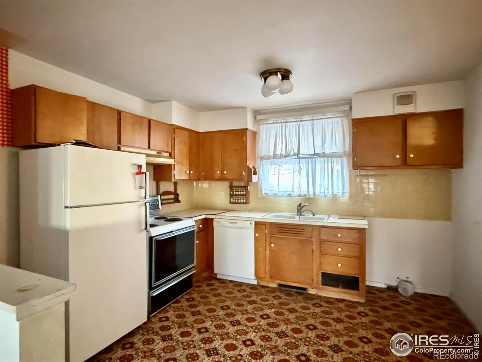 MLS Image #2 for 300  campo street,denver, Colorado