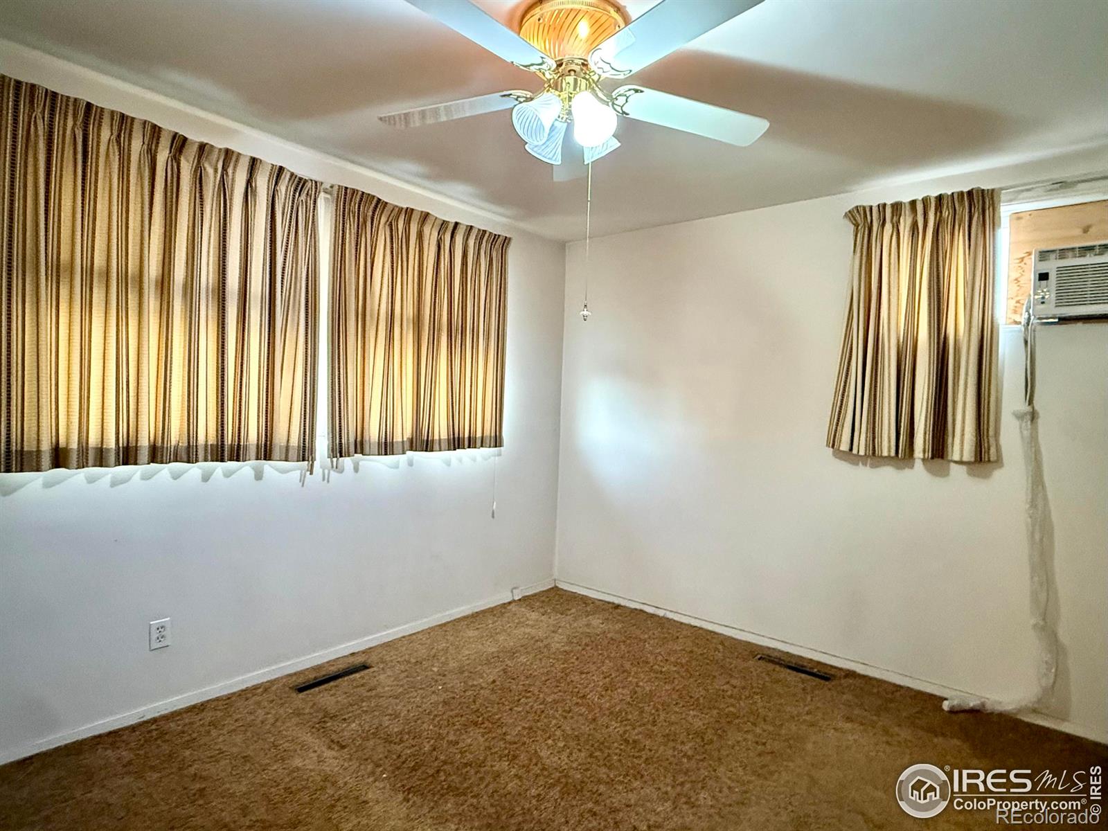 MLS Image #6 for 300  campo street,denver, Colorado