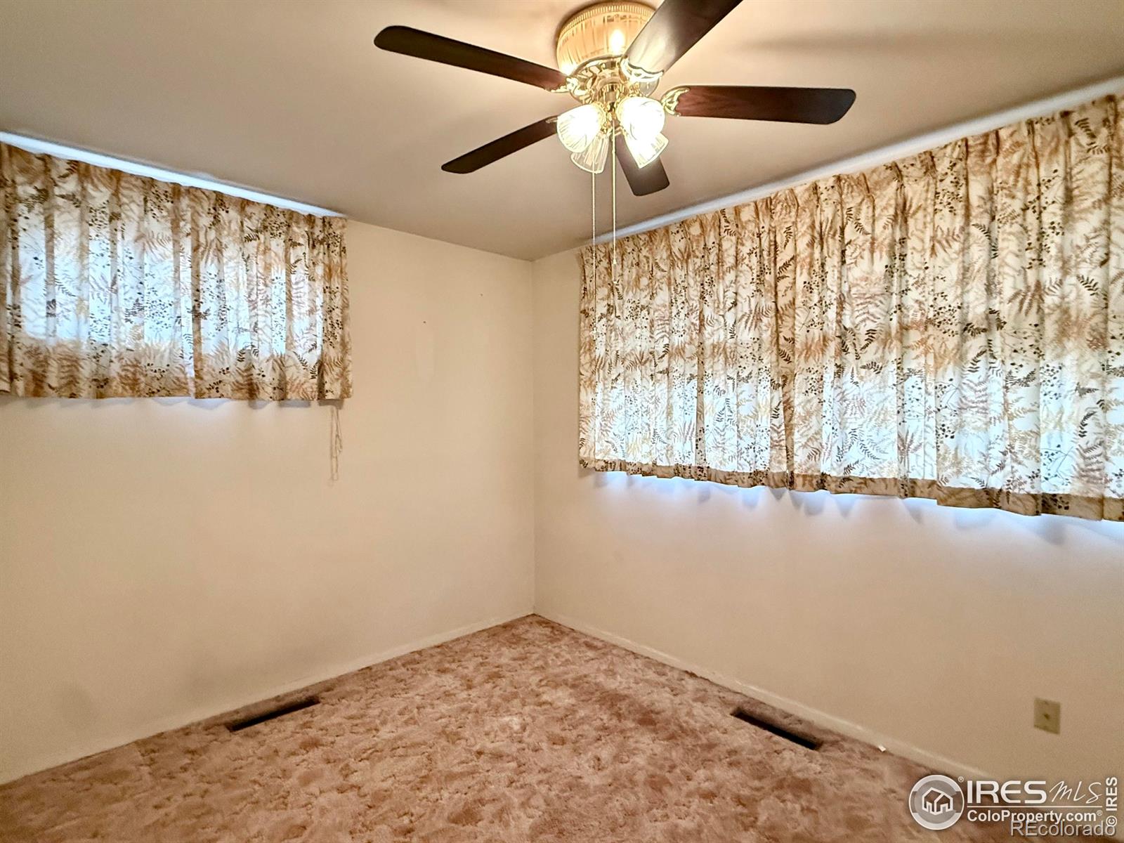 MLS Image #7 for 300  campo street,denver, Colorado