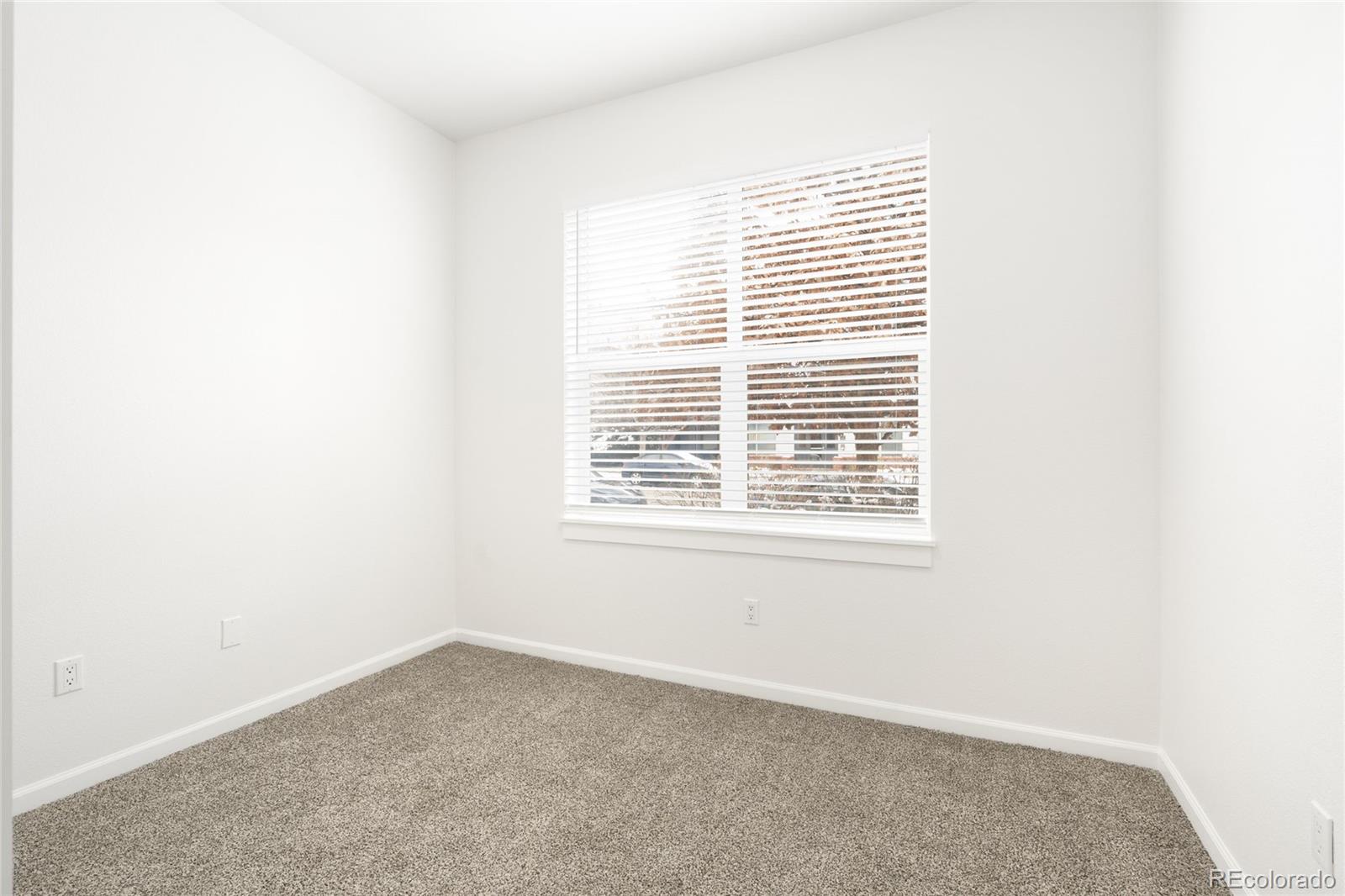 MLS Image #21 for 2708  syracuse street 111,denver, Colorado