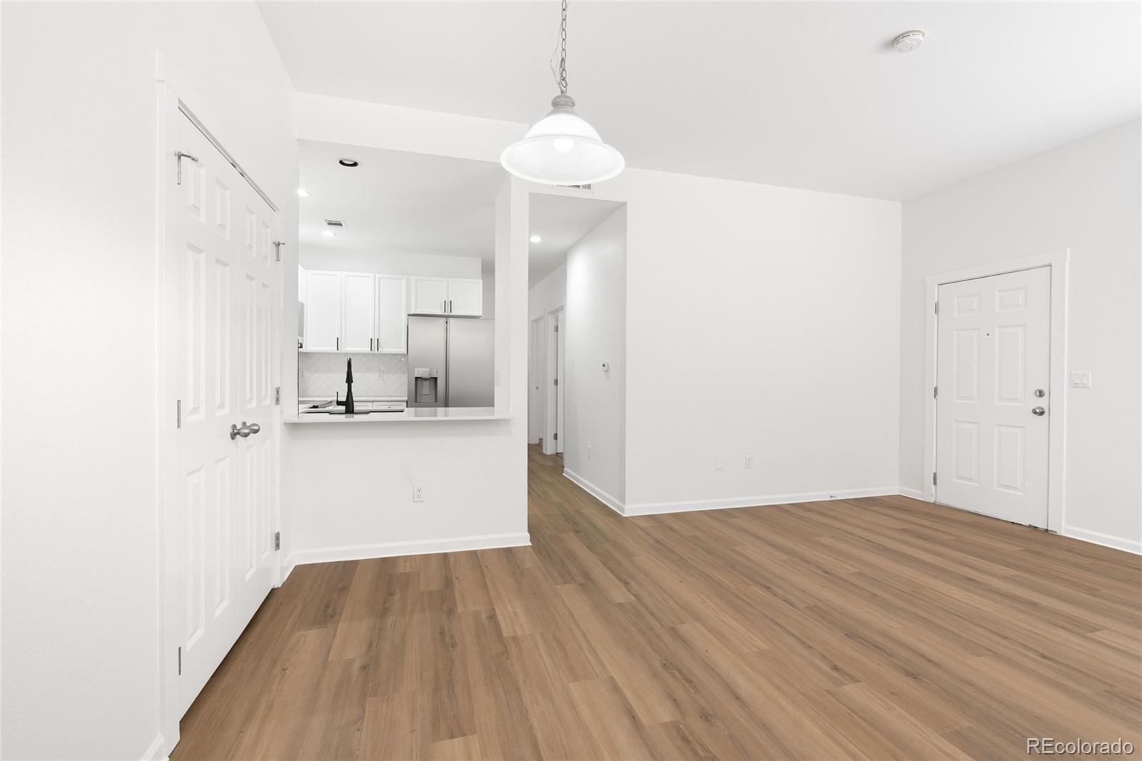 MLS Image #34 for 2708  syracuse street 111,denver, Colorado