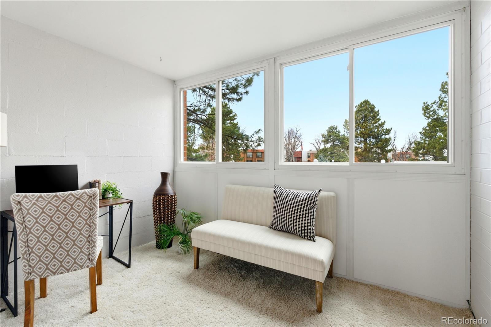 MLS Image #20 for 2880 s locust street 200s,denver, Colorado