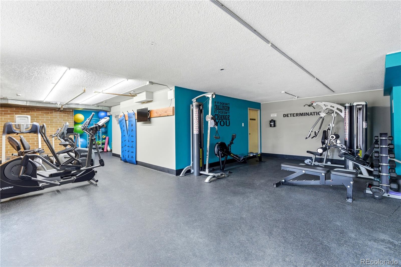 MLS Image #32 for 2880 s locust street 200s,denver, Colorado
