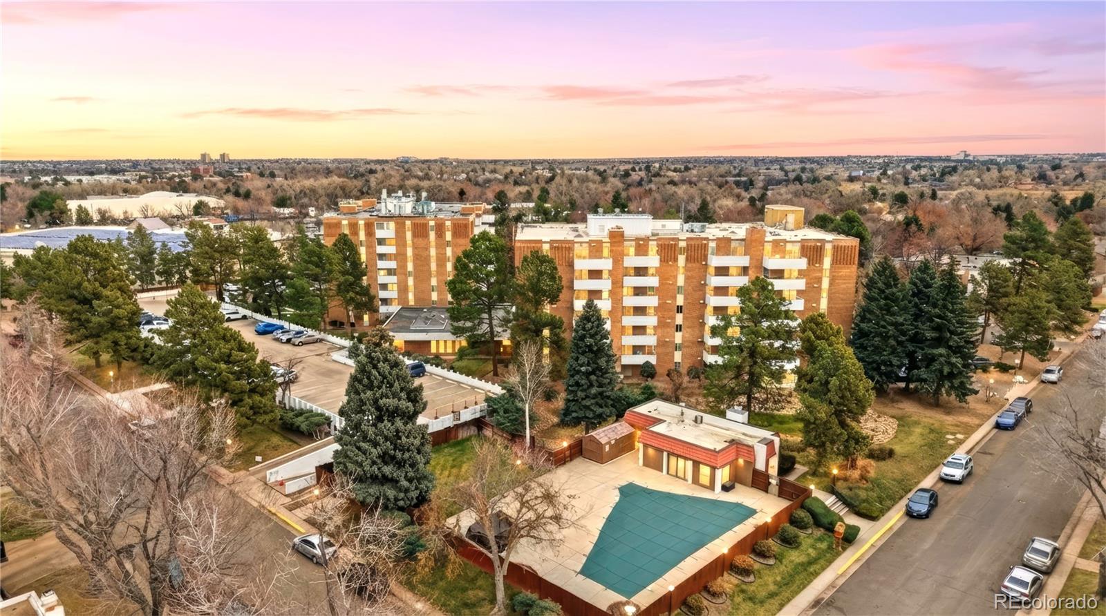 MLS Image #37 for 2880 s locust street 200s,denver, Colorado