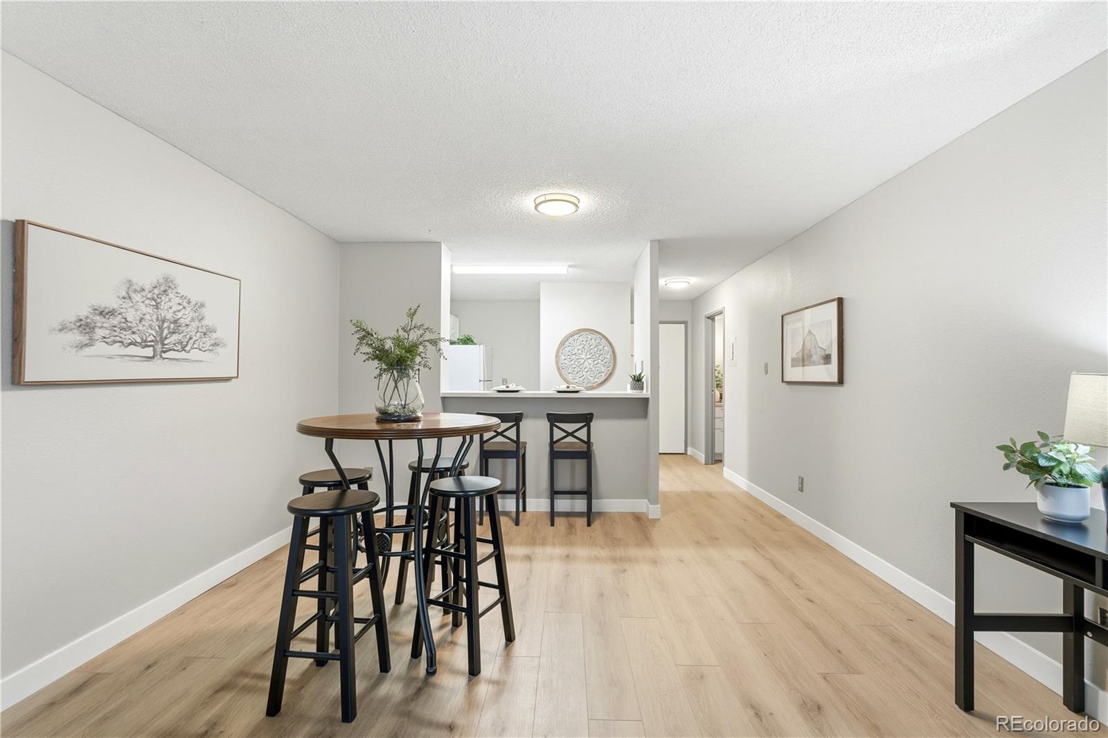 MLS Image #6 for 2880 s locust street 200s,denver, Colorado