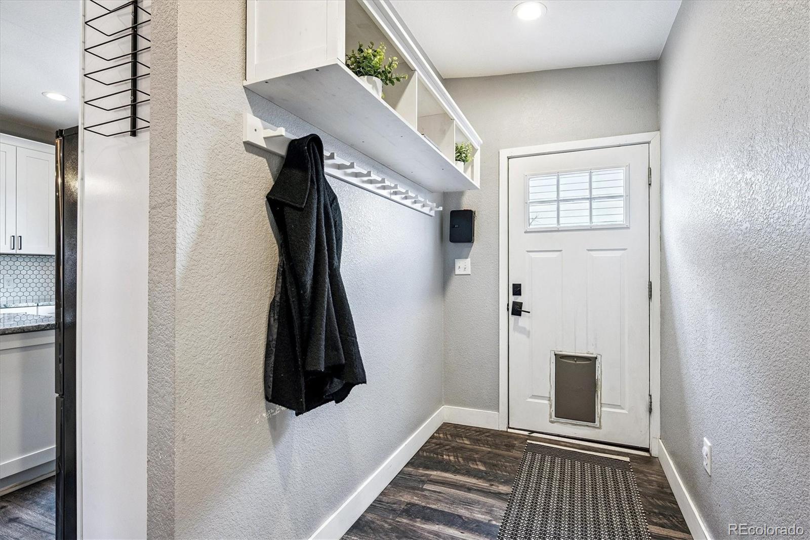 MLS Image #23 for 2421 s bannock street,denver, Colorado
