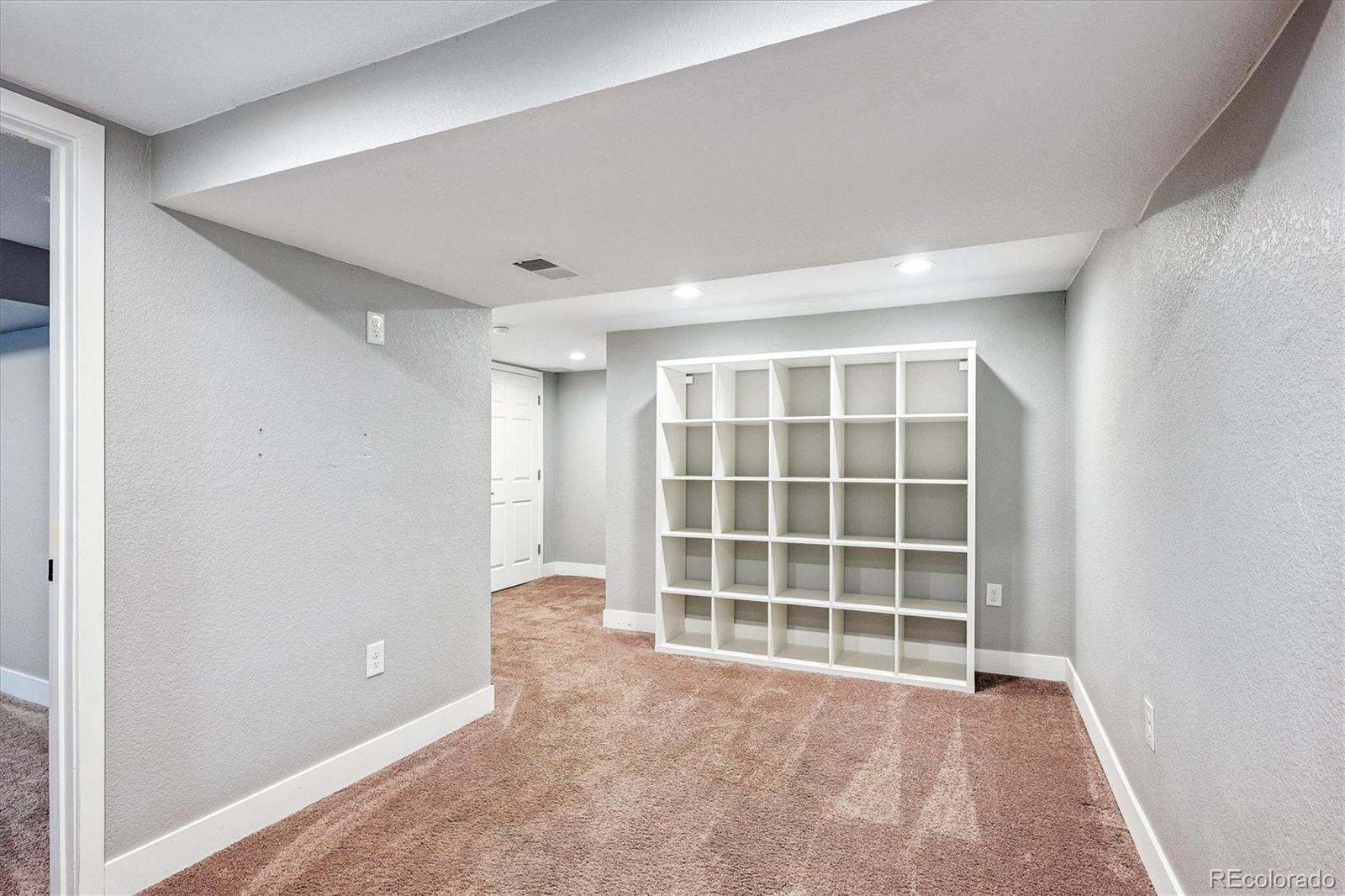 MLS Image #24 for 2421 s bannock street,denver, Colorado