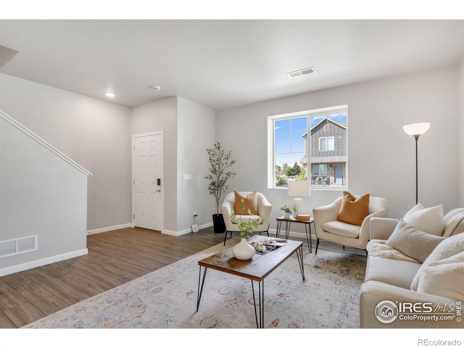 MLS Image #10 for 310  shoveler way,johnstown, Colorado