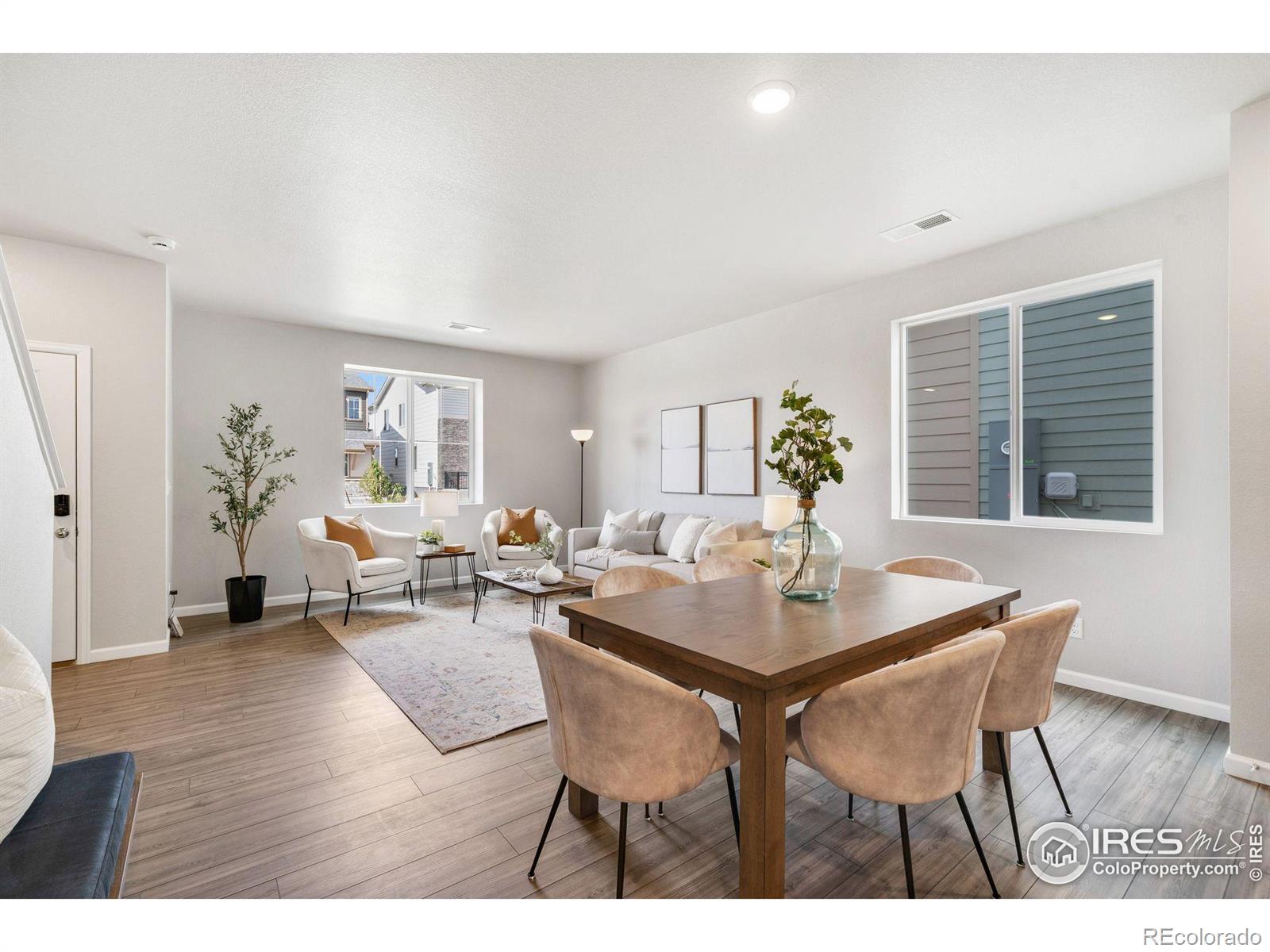MLS Image #13 for 310  shoveler way,johnstown, Colorado