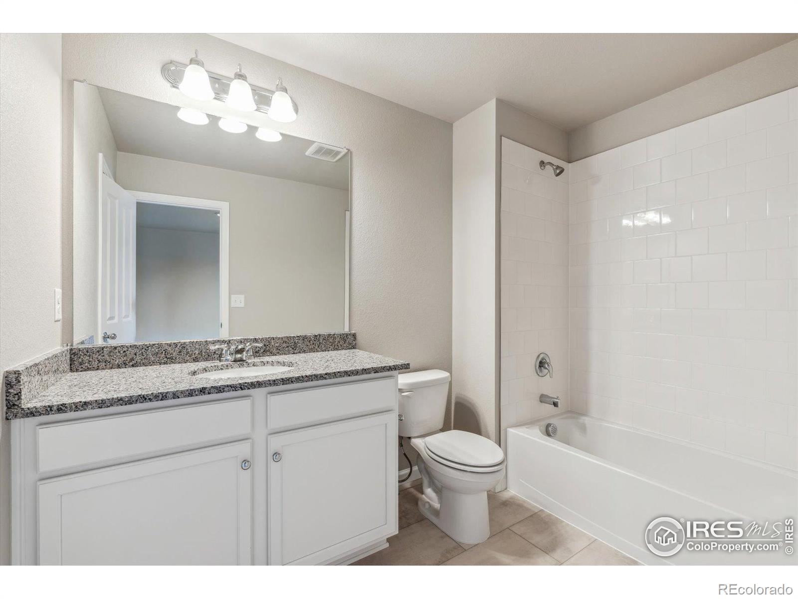 MLS Image #17 for 299  shoveler way,johnstown, Colorado