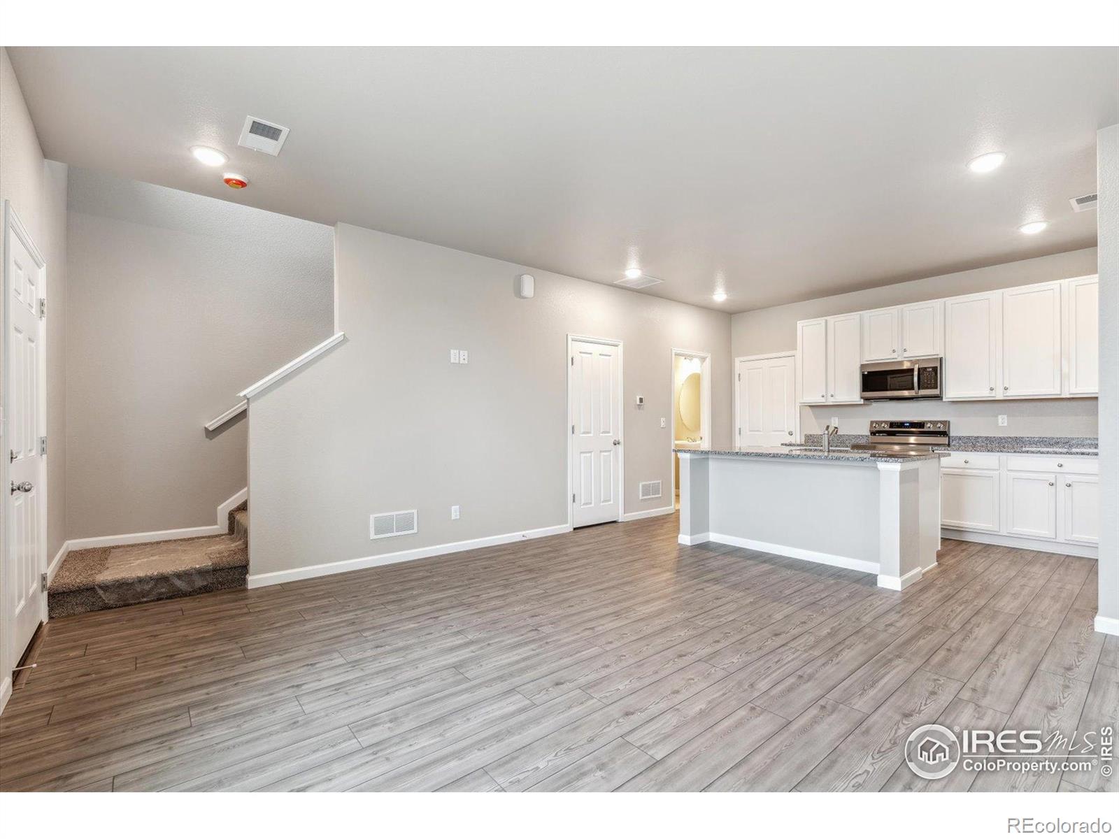 MLS Image #7 for 299  shoveler way,johnstown, Colorado