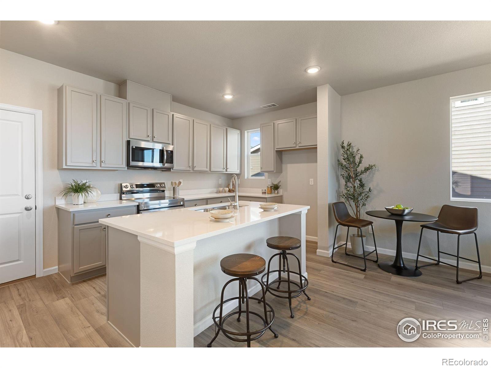 MLS Image #2 for 1444  coral place,longmont, Colorado