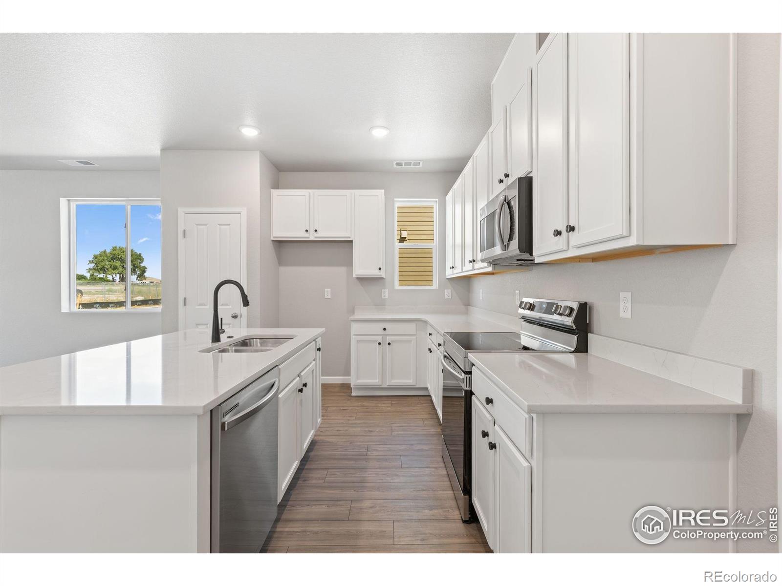 MLS Image #12 for 1446  coral place,longmont, Colorado