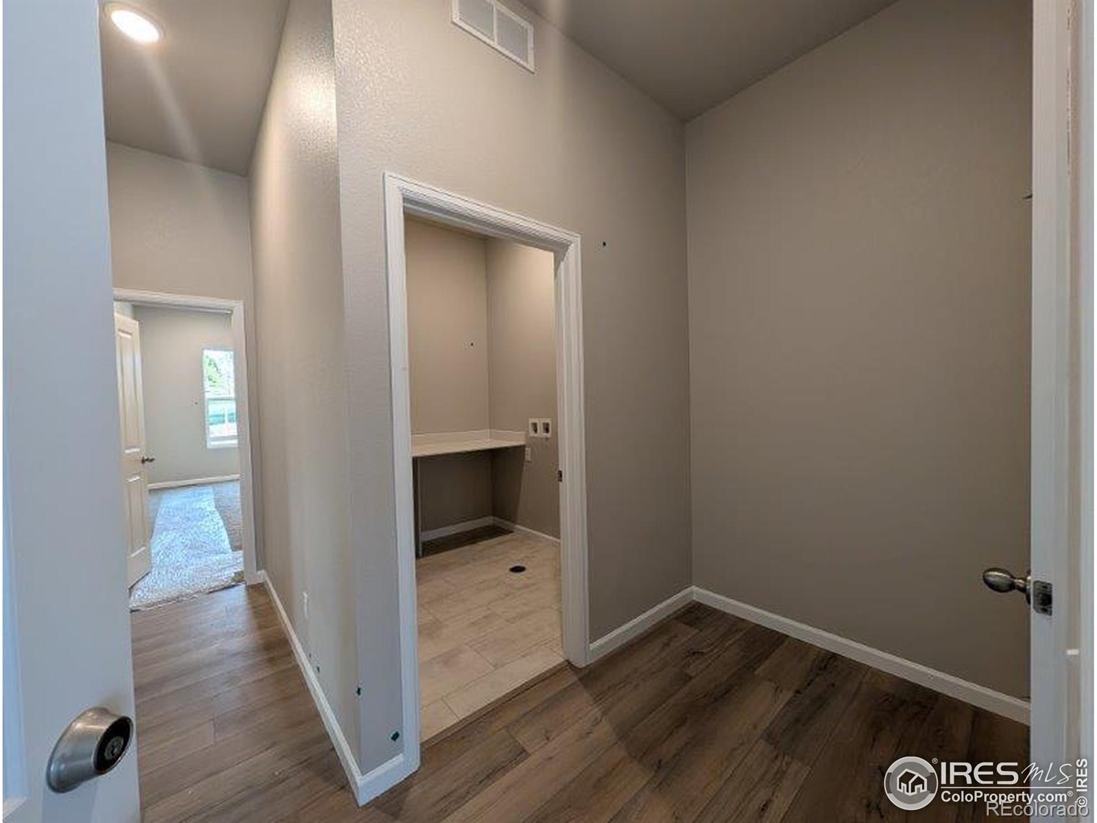 MLS Image #10 for 3425  ballinger circle,mead, Colorado