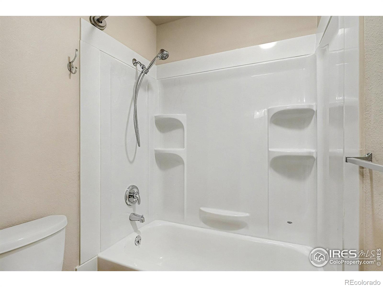 MLS Image #18 for 3565  windmill drive,fort collins, Colorado