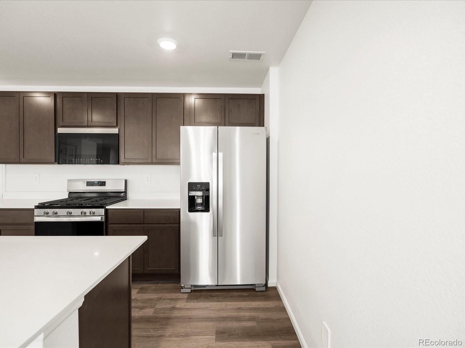 MLS Image #5 for 21064 e 65th drive,aurora, Colorado