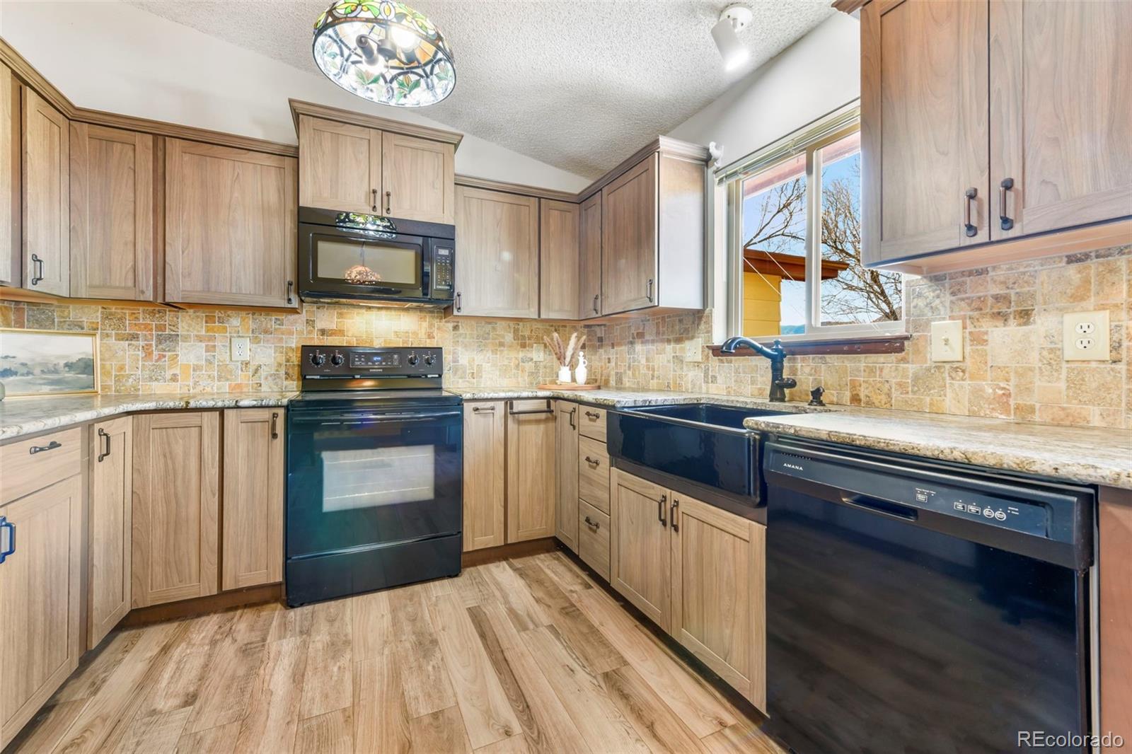 MLS Image #8 for 463 n washington street,monument, Colorado