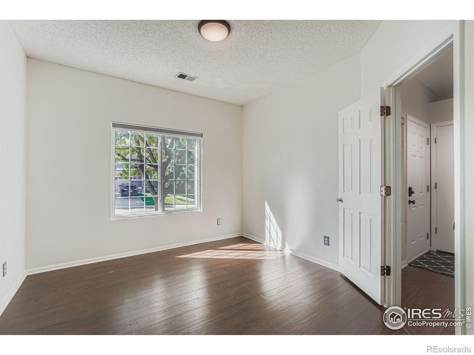 MLS Image #11 for 5220 s sicily street,aurora, Colorado