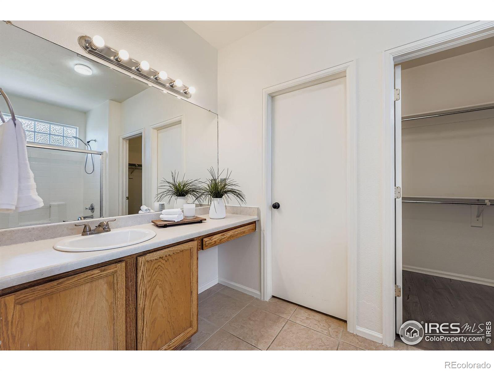 MLS Image #16 for 5220 s sicily street,aurora, Colorado