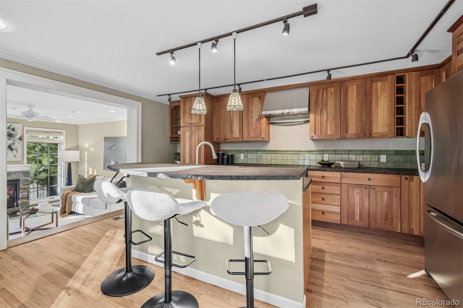 MLS Image #18 for 2025  eudora street,denver, Colorado