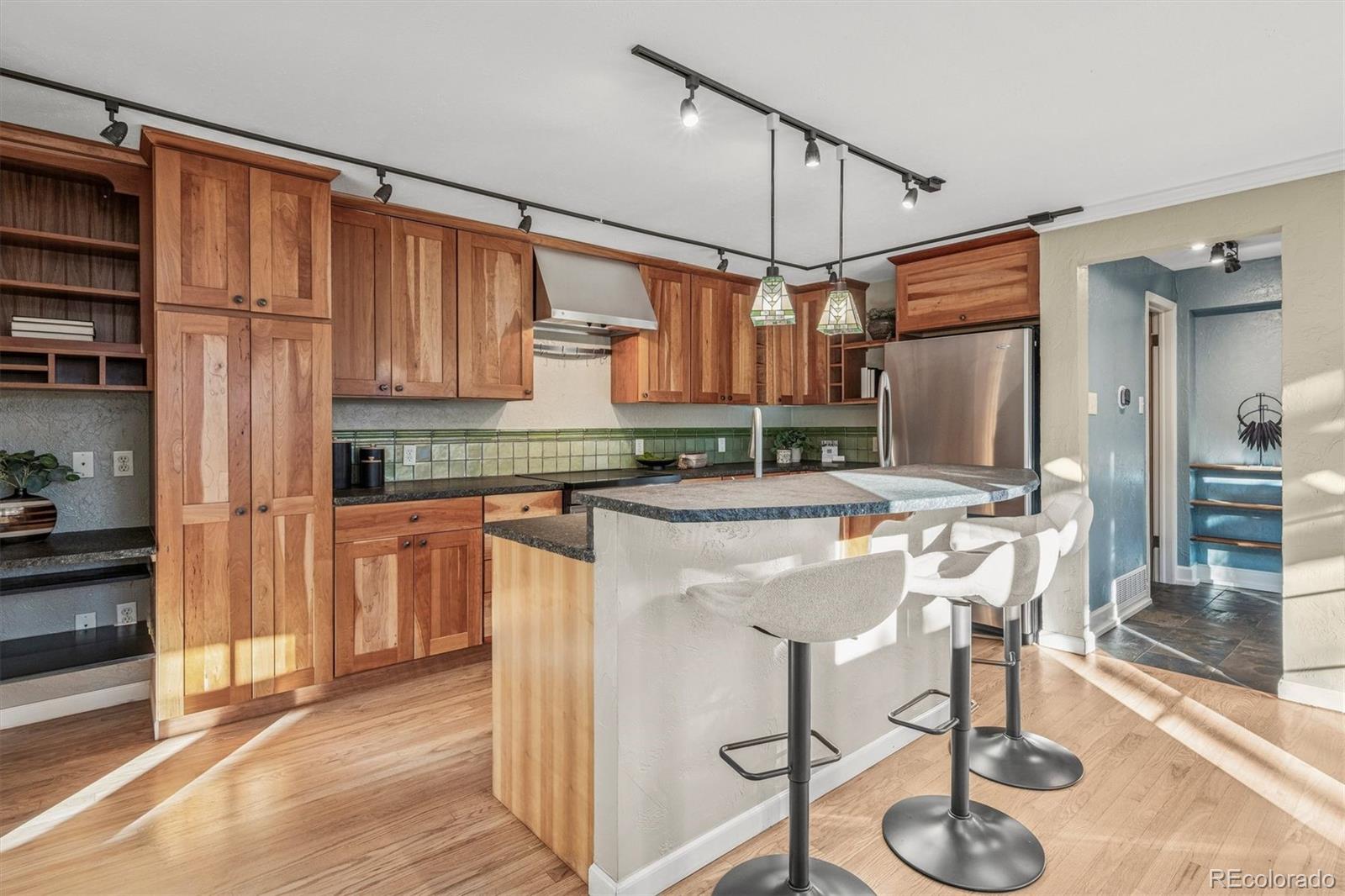 MLS Image #21 for 2025  eudora street,denver, Colorado