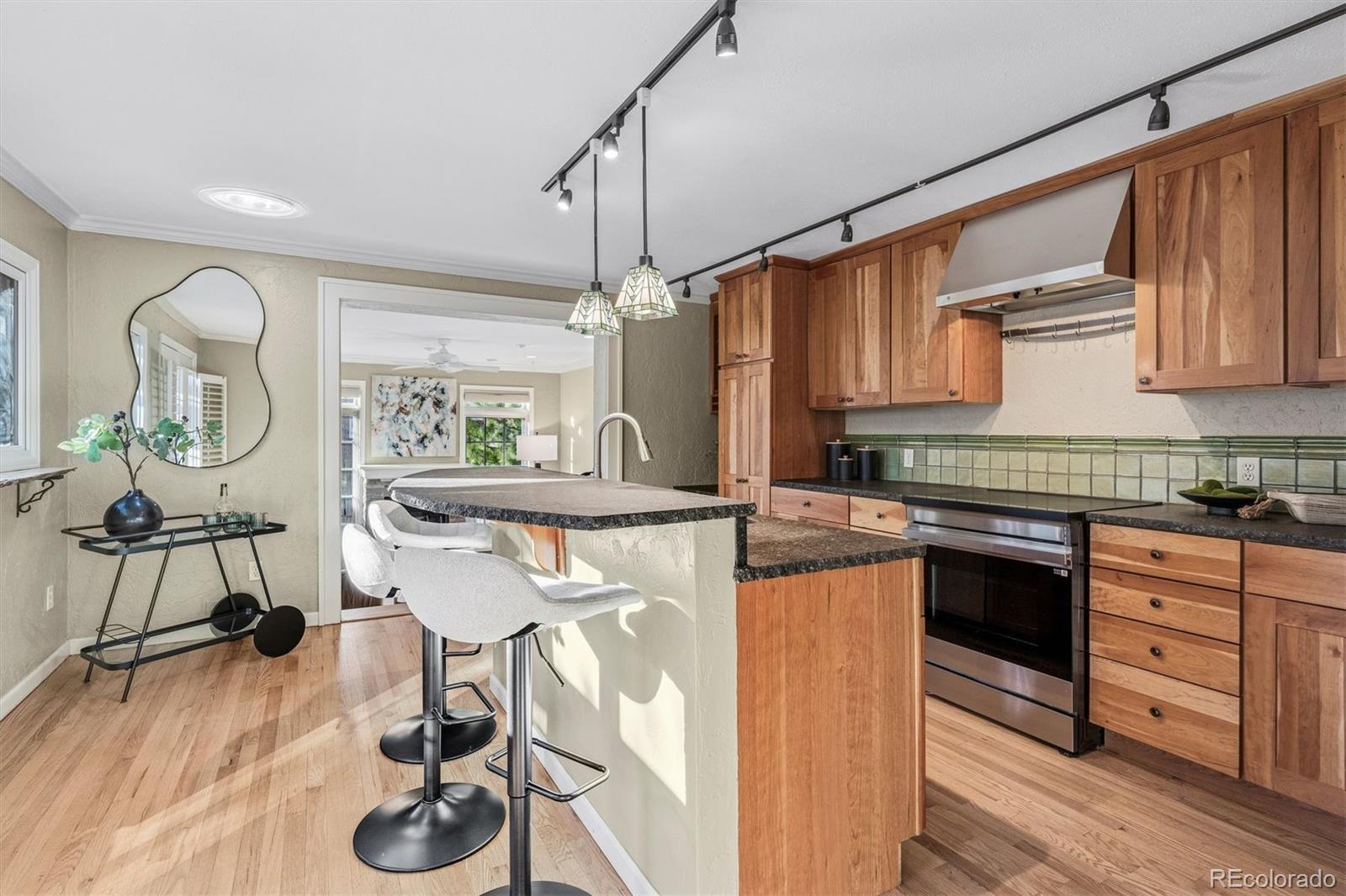 MLS Image #22 for 2025  eudora street,denver, Colorado
